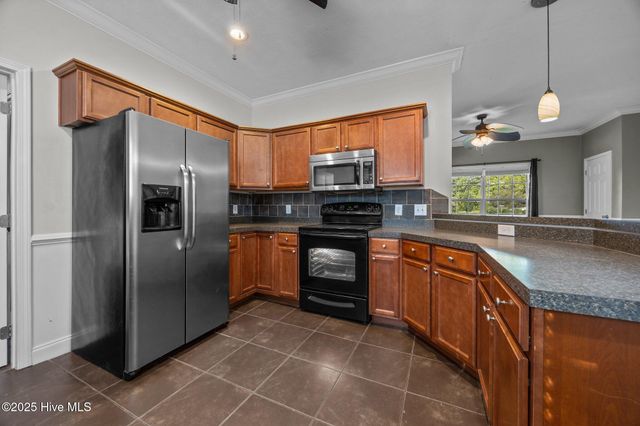 103 Meadowview Road, Jacksonville, NC 28540