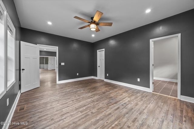 103 Meadowview Road, Jacksonville, NC 28540