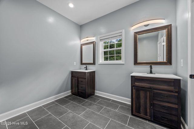 103 Meadowview Road, Jacksonville, NC 28540