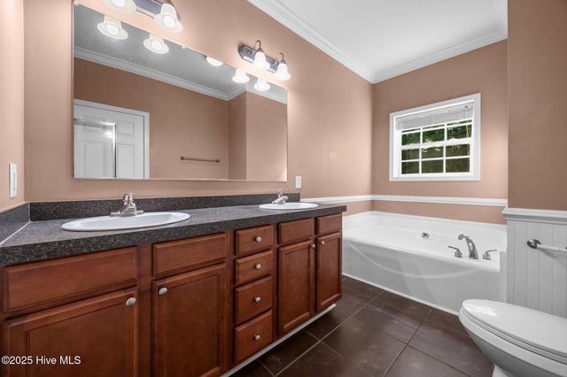103 Meadowview Road, Jacksonville, NC 28540