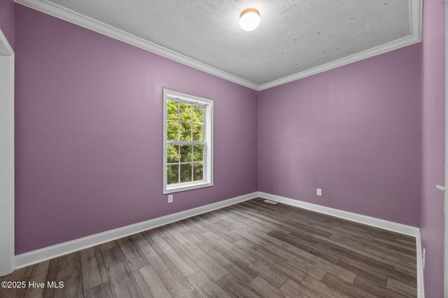 103 Meadowview Road, Jacksonville, NC 28540
