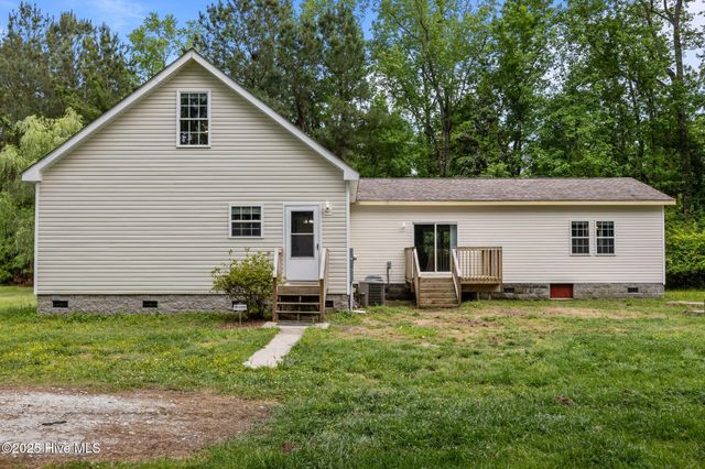 103 Meadowview Road, Jacksonville, NC 28540