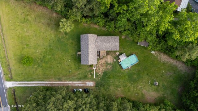 103 Meadowview Road, Jacksonville, NC 28540