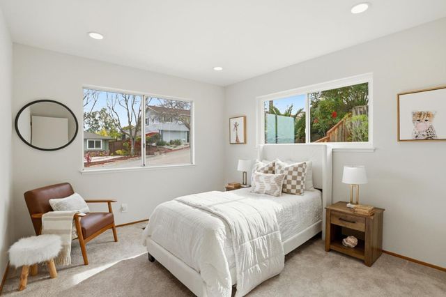 945 Andover Way, Los Altos, CA 94024