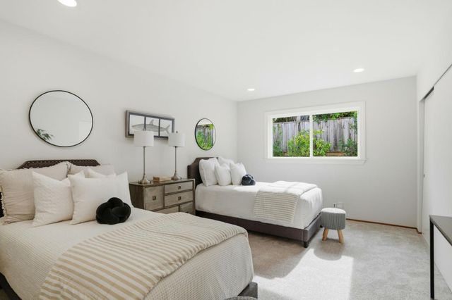 945 Andover Way, Los Altos, CA 94024