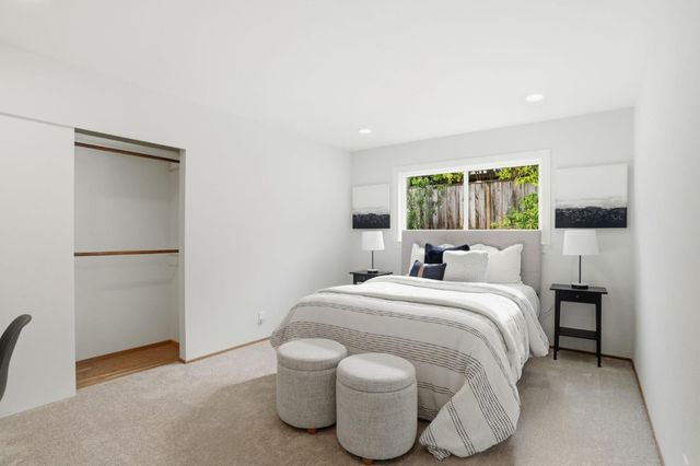 945 Andover Way, Los Altos, CA 94024