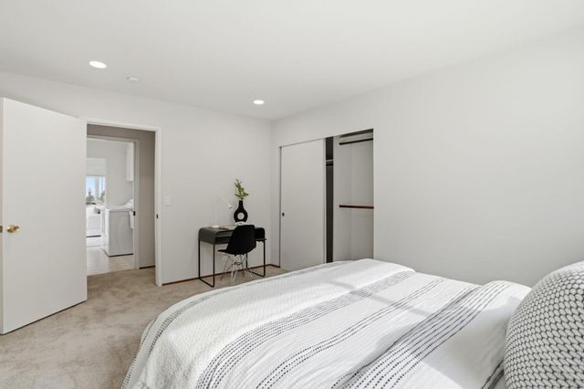 945 Andover Way, Los Altos, CA 94024