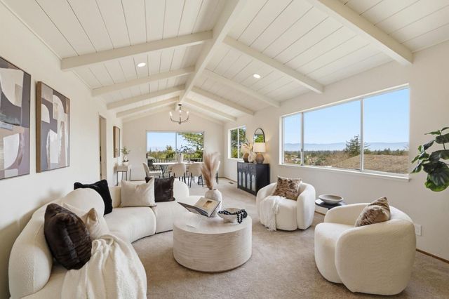 945 Andover Way, Los Altos, CA 94024