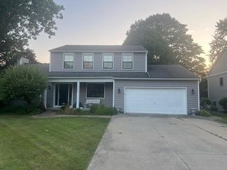 1796 Briarcliff, Update, MI 48320