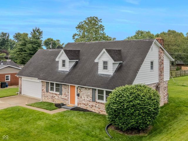 3232 Fairlawn Drive, Columbus, IN 47203