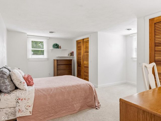 3232 Fairlawn Drive, Columbus, IN 47203