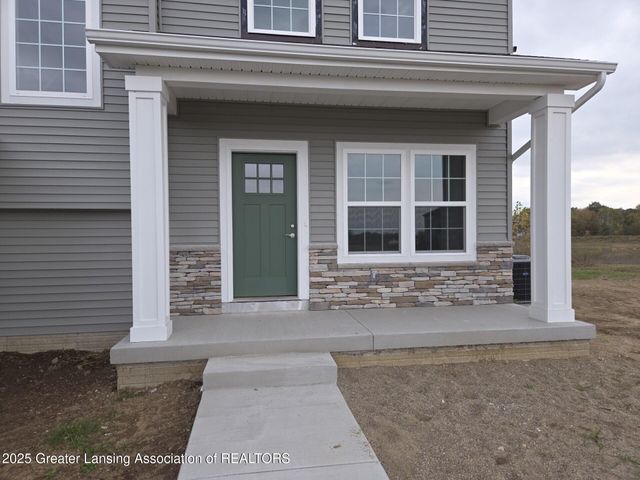 15277 Sherwood Lane, Lansing, MI 48906