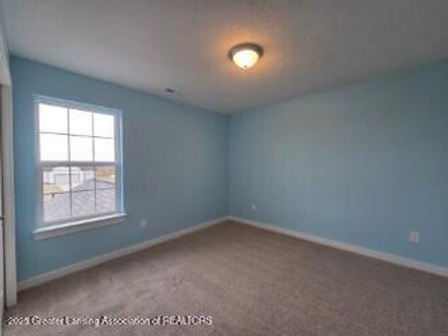 15277 Sherwood Lane, Lansing, MI 48906
