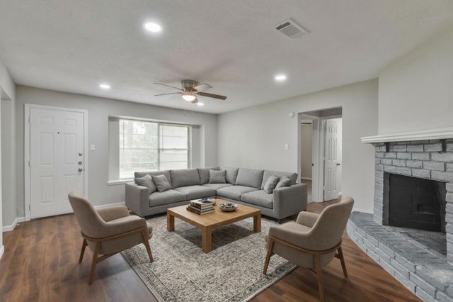 23102 Wintergate Drive, Spring, TX 77373