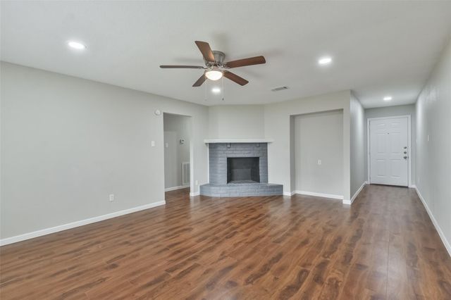 23102 Wintergate Drive, Spring, TX 77373