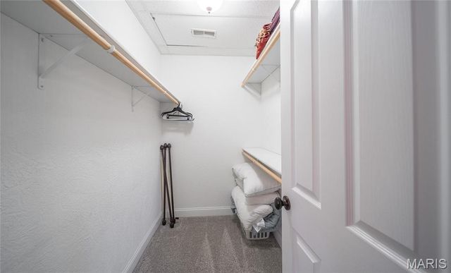 25421 Hideaway Lane, Lebanon, MO 65536