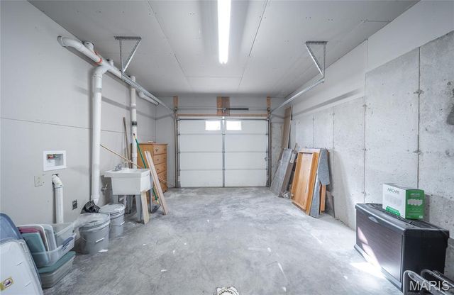 25421 Hideaway Lane, Lebanon, MO 65536