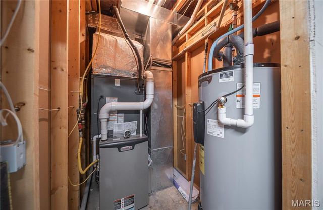 25421 Hideaway Lane, Lebanon, MO 65536