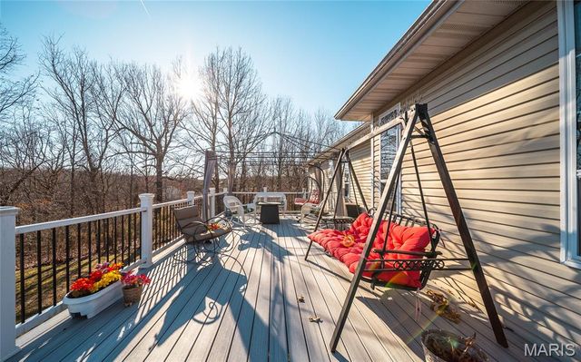 25421 Hideaway Lane, Lebanon, MO 65536