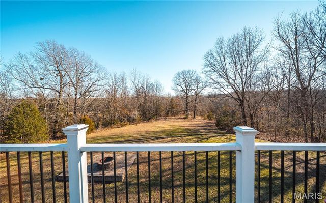 25421 Hideaway Lane, Lebanon, MO 65536