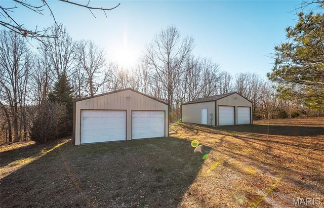 25421 Hideaway Lane, Lebanon, MO 65536