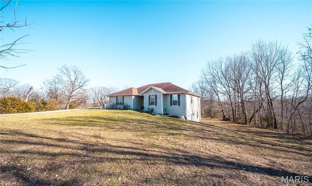 25421 Hideaway Lane, Lebanon, MO 65536