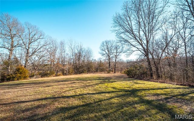 25421 Hideaway Lane, Lebanon, MO 65536