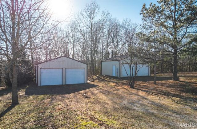 25421 Hideaway Lane, Lebanon, MO 65536