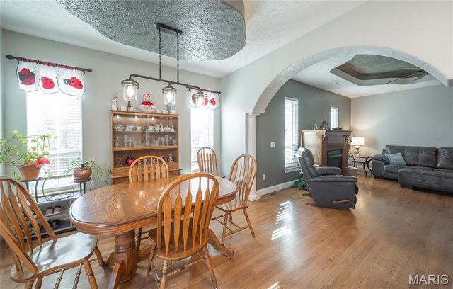 25421 Hideaway Lane, Lebanon, MO 65536