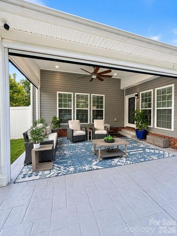 1016 Ellis Pond Drive, Rock Hill, SC 29730