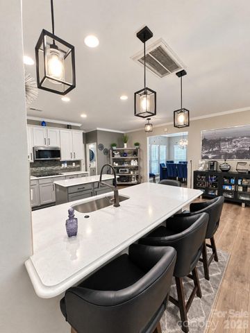 1016 Ellis Pond Drive, Rock Hill, SC 29730