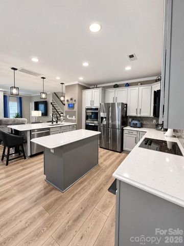 1016 Ellis Pond Drive, Rock Hill, SC 29730