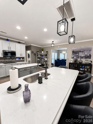 1016 Ellis Pond Drive, Rock Hill, SC 29730