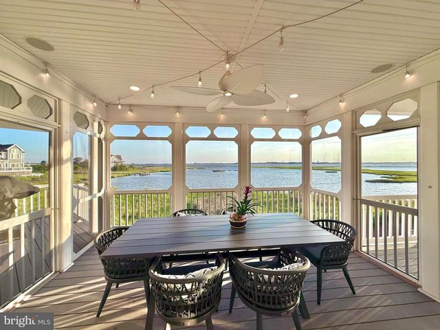 40081 OCEANSIDE DR, Fenwick Island, DE 19944