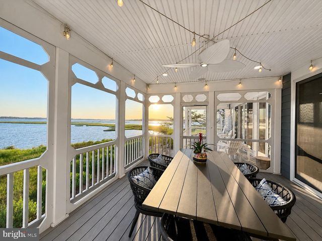 40081 OCEANSIDE DR, Fenwick Island, DE 19944