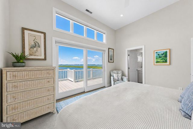 40081 OCEANSIDE DR, Fenwick Island, DE 19944