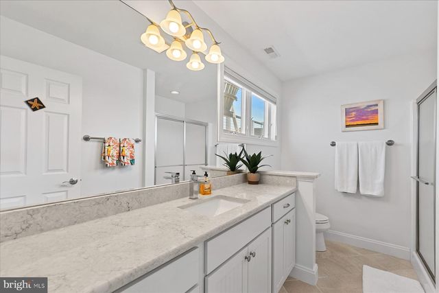 40081 OCEANSIDE DR, Fenwick Island, DE 19944