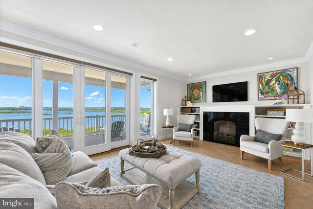 40081 OCEANSIDE DR, Fenwick Island, DE 19944