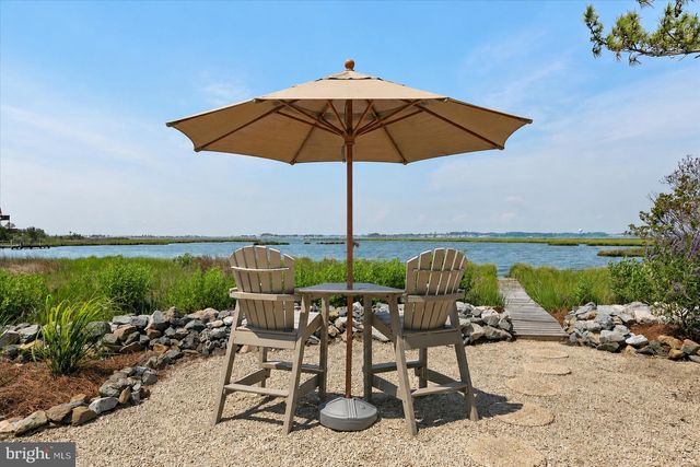 40081 OCEANSIDE DR, Fenwick Island, DE 19944