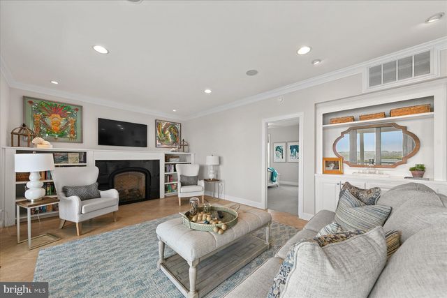 40081 OCEANSIDE DR, Fenwick Island, DE 19944