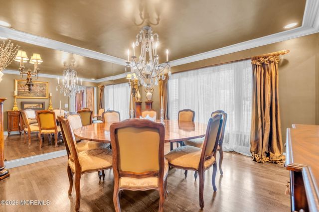34 Kingsley Drive, Manalapan, NJ 07726