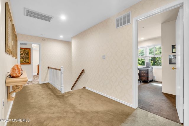 34 Kingsley Drive, Manalapan, NJ 07726