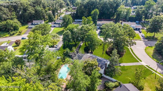34 Kingsley Drive, Manalapan, NJ 07726