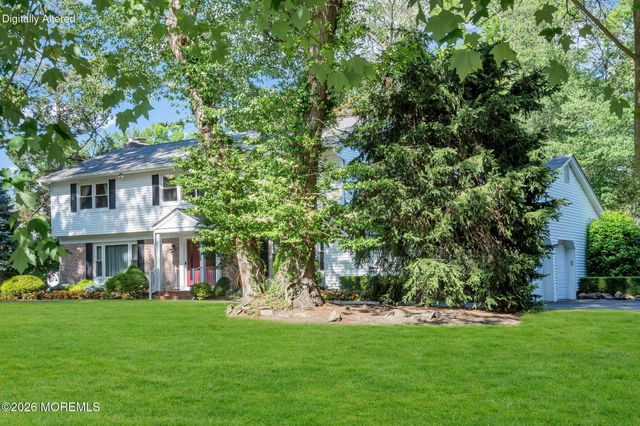 34 Kingsley Drive, Manalapan, NJ 07726