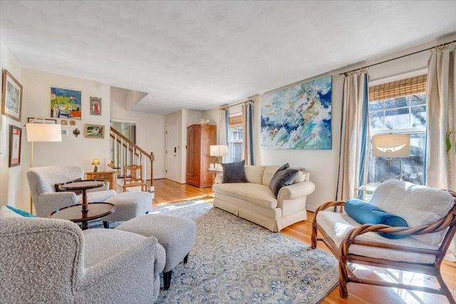 5721 Scenic Hills DR, Roanoke, VA 24018