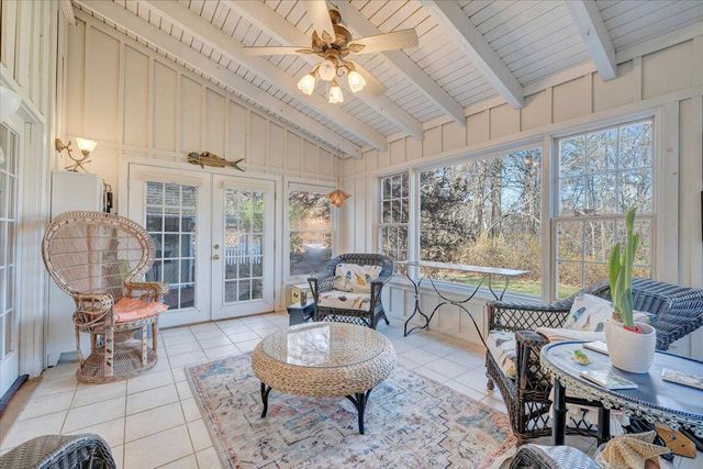 5721 Scenic Hills DR, Roanoke, VA 24018