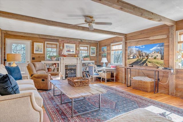 5721 Scenic Hills DR, Roanoke, VA 24018