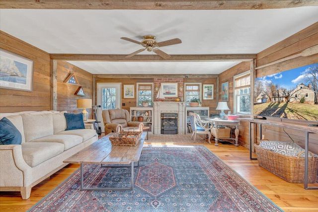 5721 Scenic Hills DR, Roanoke, VA 24018