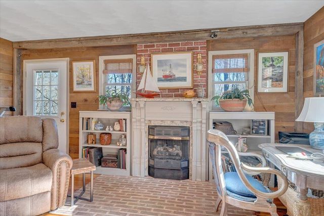 5721 Scenic Hills DR, Roanoke, VA 24018