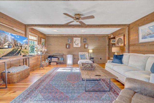 5721 Scenic Hills DR, Roanoke, VA 24018